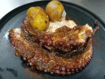 Pulpo a la brasa - Imagen 1